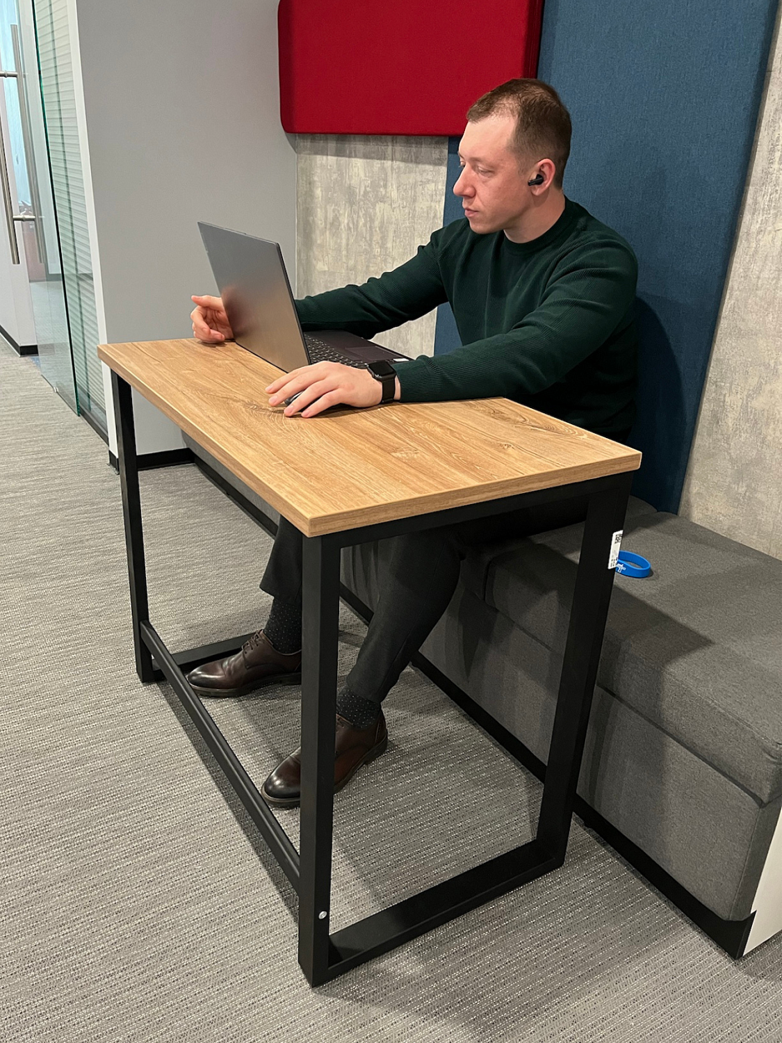 Стол домашний компьютерный